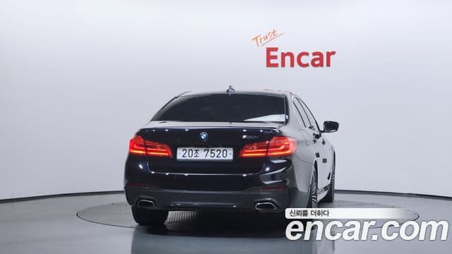 BMW 5 Series 2019 — Şəkil 3/20