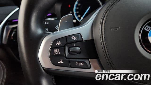 BMW 5 Series 2019 — Şəkil 16/20