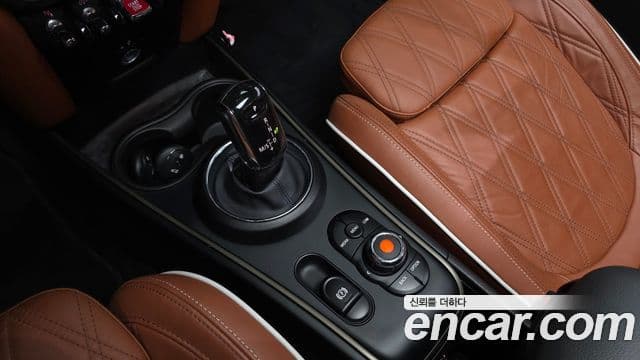 Mini Cooper S Countryman 2021 — ფოტო 9/20