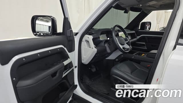 Land Rover Defender 2023 — Şəkil 10/20