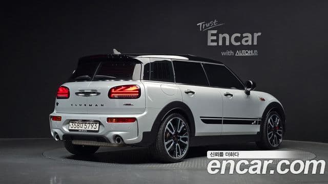 Mini Cooper S Clubman 2022 — ფოტო 2/20
