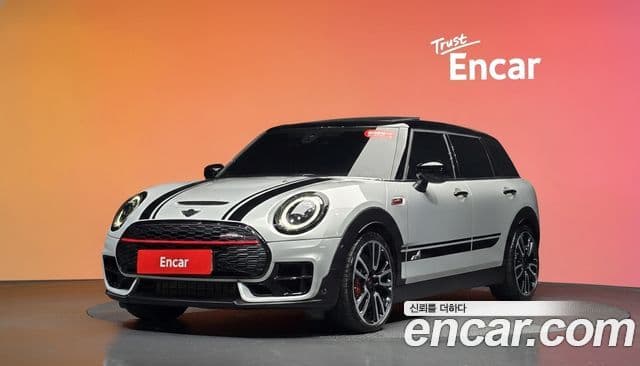 Mini Cooper S Clubman 2022 — ფოტო 1/20