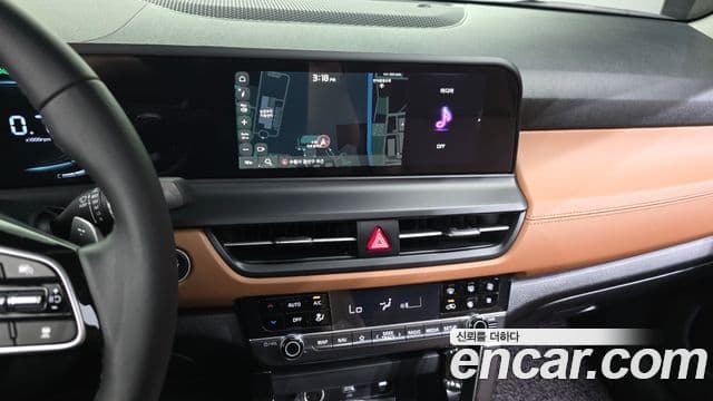 Kia Seltos 2024 — ფოტო 14/20