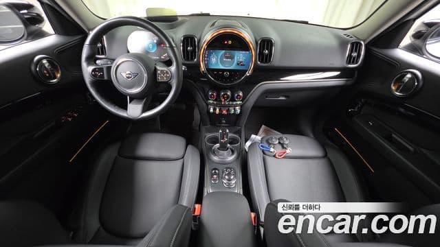 Mini Cooper Countryman 2023 — фото 7 из 20