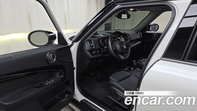 Mini Cooper Countryman 2023 — Şəkil 10/20