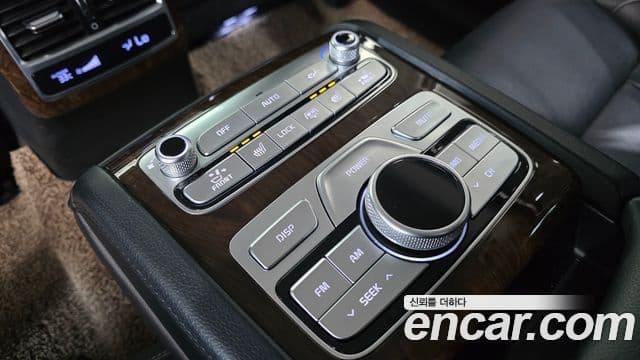 Kia The K9 2020 — Photo 24/32