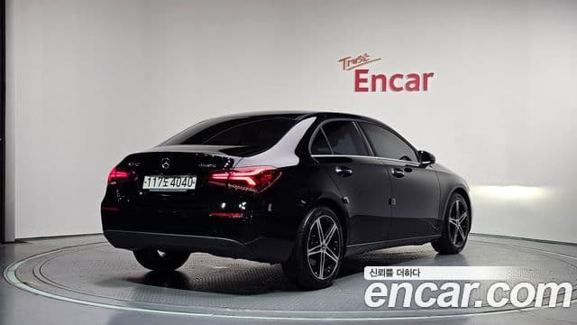 Mercedes-Benz A-Class 2020 — ფოტო 2/20