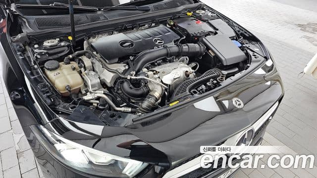 Mercedes-Benz A-Class 2020 — ფოტო 6/20