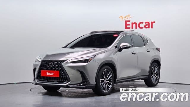 Lexus NX350h 2024 — Photo 3/33