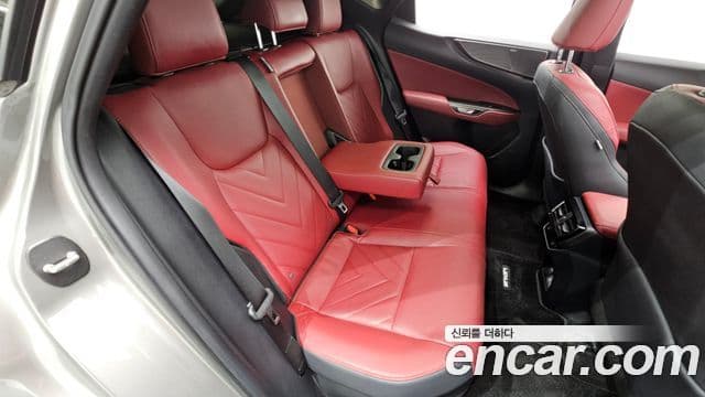 Lexus NX350h 2024 — Photo 23/33