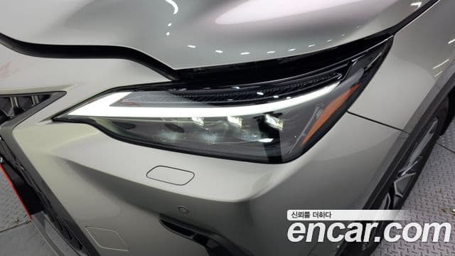 Lexus NX350h 2024 — Photo 4/33