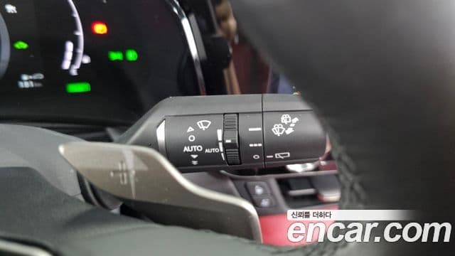 Lexus NX350h 2024 — Photo 20/33
