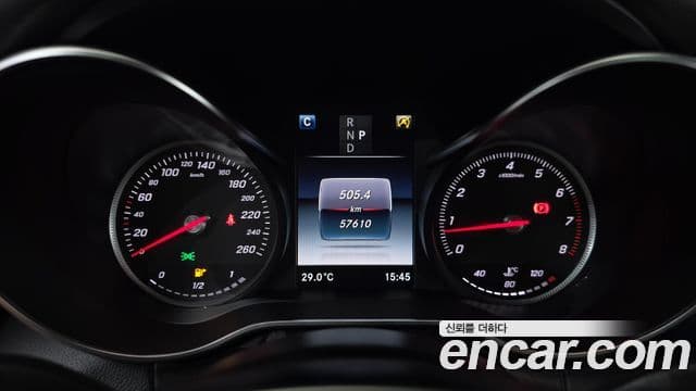 Mercedes-Benz C-Class 2018 — Фото 8/20