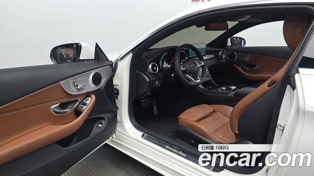 Mercedes-Benz C-Class 2018 — Фото 10/20