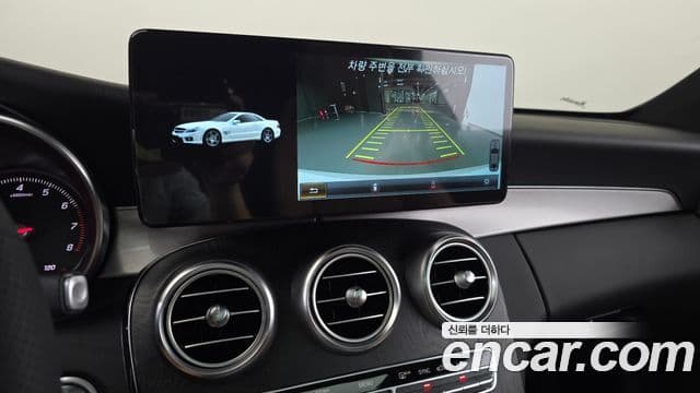 Mercedes-Benz C-Class 2018 — Фото 15/20