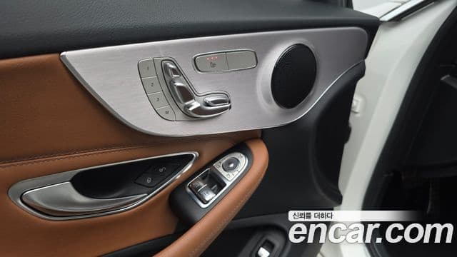 Mercedes-Benz C-Class 2018 — Фото 17/20
