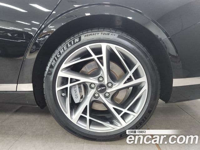 Genesis G90 2024 — Photo 14/20