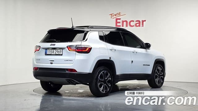 Jeep Compass 2022 — ფოტო 2/20