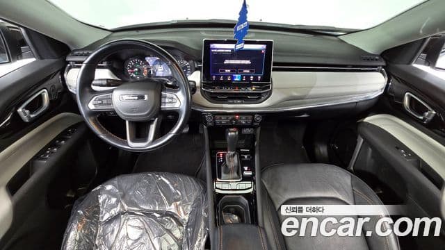 Jeep Compass 2022 — ფოტო 7/20