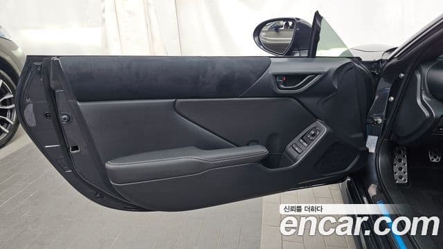 Toyota GR86 2025 — Şəkil 9/30