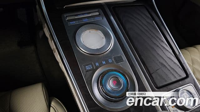 Genesis GV80 2020 — ფოტო 9/20