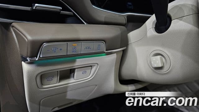Genesis GV80 2020 — ფოტო 12/20