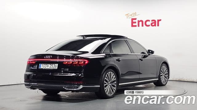 Audi A8 2021 — Şəkil 2/20