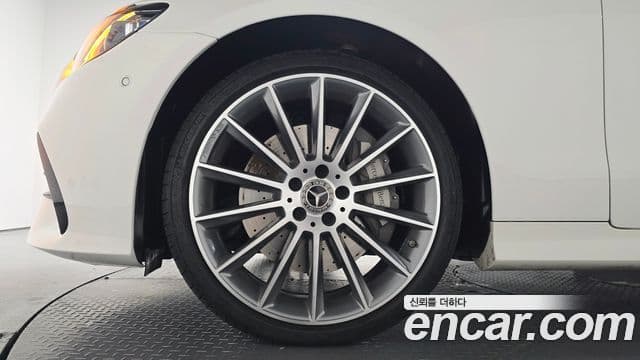 Mercedes-Benz E-Class 2023 — фото 5 из 20