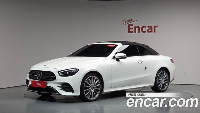 Mercedes-Benz E-Class 2023 — Şəkil 19/20