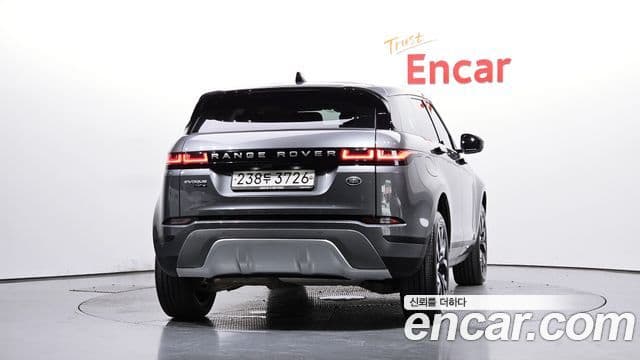 Land Rover Range Rover Evoque 2020 — Photo 21/35