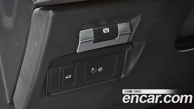 Land Rover Range Rover Evoque 2020 — Photo 5/35