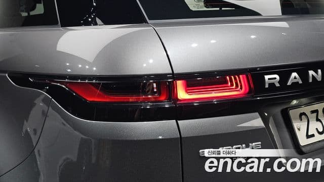Land Rover Range Rover Evoque 2020 — Photo 16/35