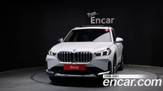 BMW X1 2023 — Şəkil 3/20
