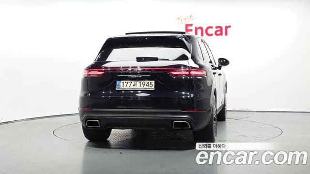 Porsche Cayenne 2020 — фото 4 из 20