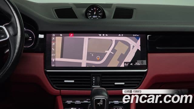 Porsche Cayenne 2020 — фото 14 из 20