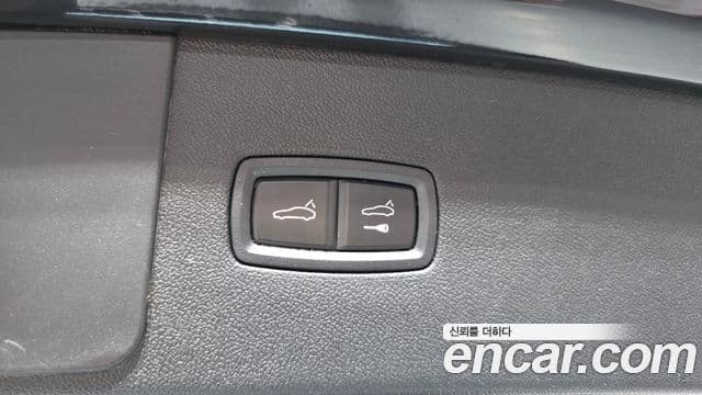 Porsche Cayenne 2020 — Photo 5/35