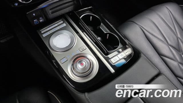 Genesis Electrified G80 2020 — Şəkil 9/20