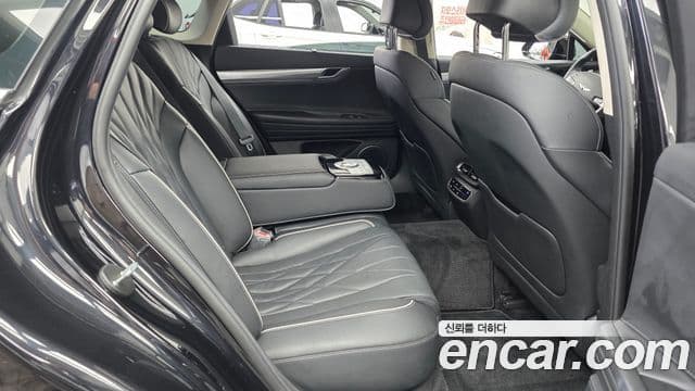 Genesis Electrified G80 2020 — Şəkil 11/20