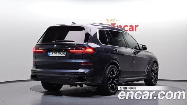 BMW X7 2020 — Photo 13/20