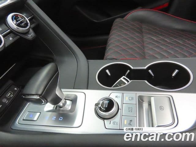 Genesis G70 2019 — фото 8 из 20
