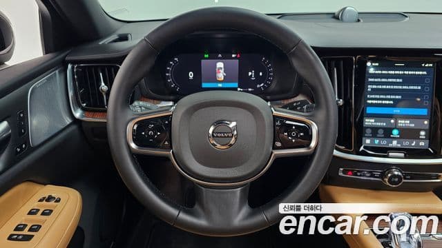 Volvo S60 2024 — Şəkil 13/20