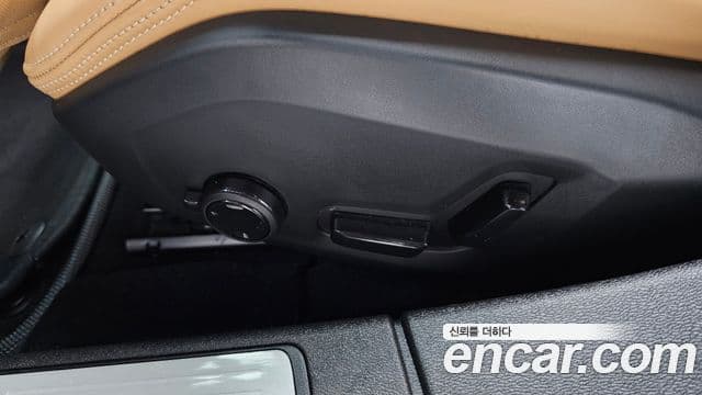 Volvo S60 2024 — Photo 2/38