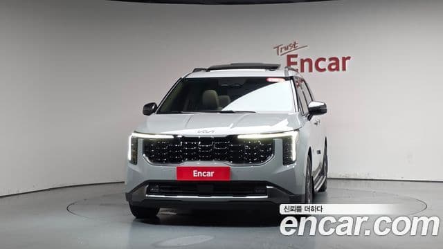 Kia Carnival 2025 — Şəkil 11/43
