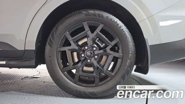 Kia Carnival 2025 — Şəkil 23/43
