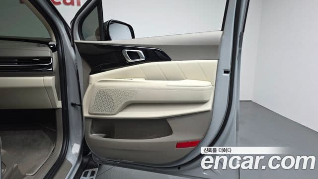 Kia Carnival 2025 — Şəkil 43/43