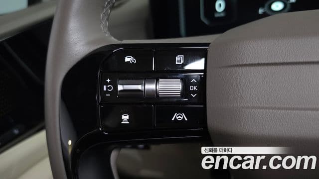 Kia Carnival 2025 — Şəkil 28/43