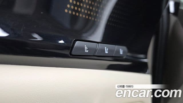 Kia Carnival 2025 — Şəkil 30/43