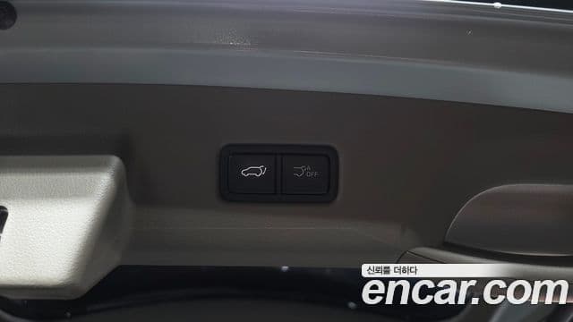 Kia Carnival 2025 — Şəkil 24/43