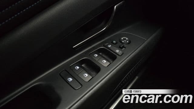 Hyundai Avante 2021 — ფოტო 17/20