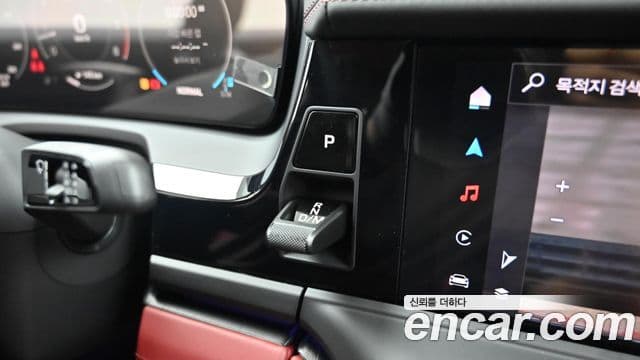 Porsche Panamera 2025 — ფოტო 7/20